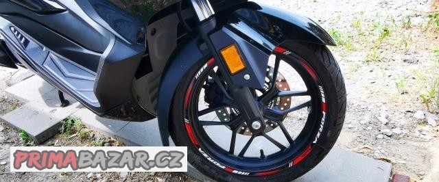 prodam-lepky-na-skutr-honda-forza-125-350