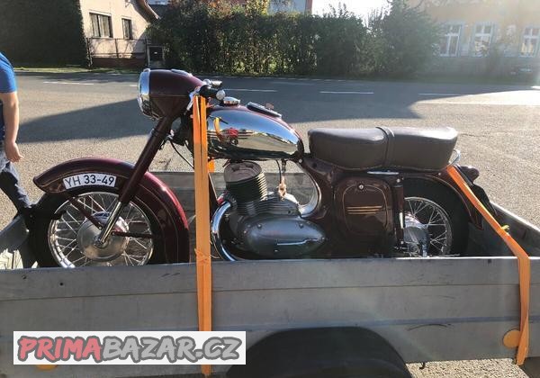 jawa-250-353-kyvacka