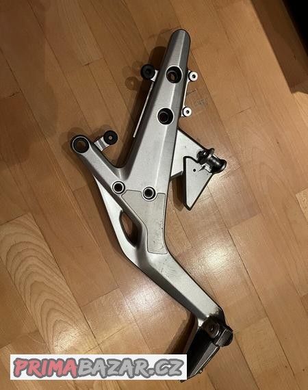 kawasaki-er6n-prava-stupacka