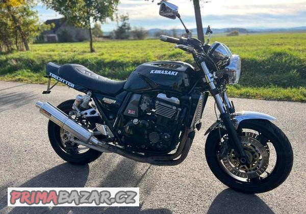 kawasaki-zrx-1100