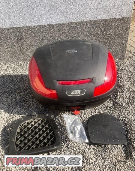 kufr-givi-44l-s-plotnou