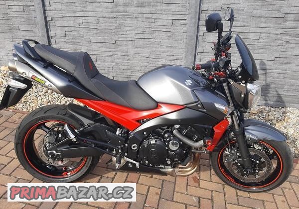 suzuki-gsr-600