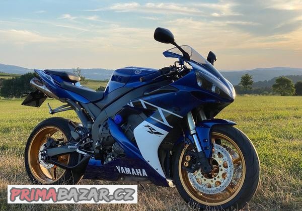 yamaha-r1-r-v-2005-krasna-opecovavana
