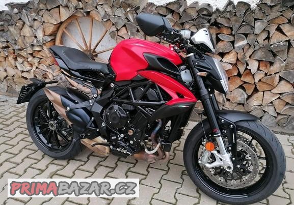 mv-agusta-dragster-800-rosso