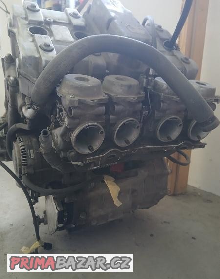motor-honda-sc21-1000ccm
