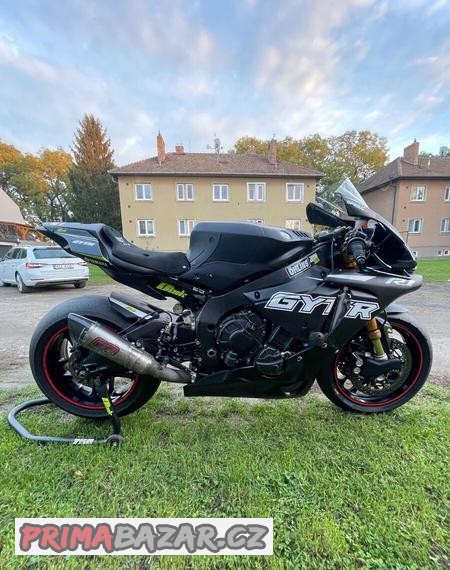 yamaha-r1-2019-okruhovka