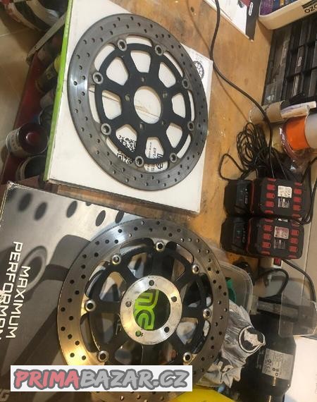gsx-r-1000-k1-k2-predni-brzdove-kotouce
