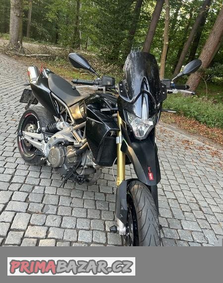 aprilia-dorsoduro-750