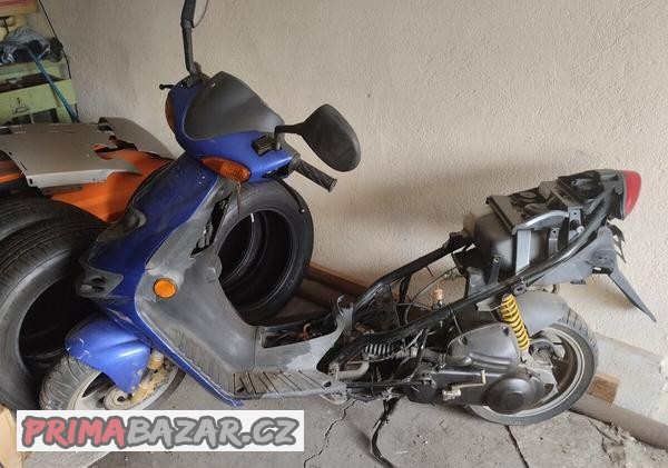 suzuki-ay-50-katana