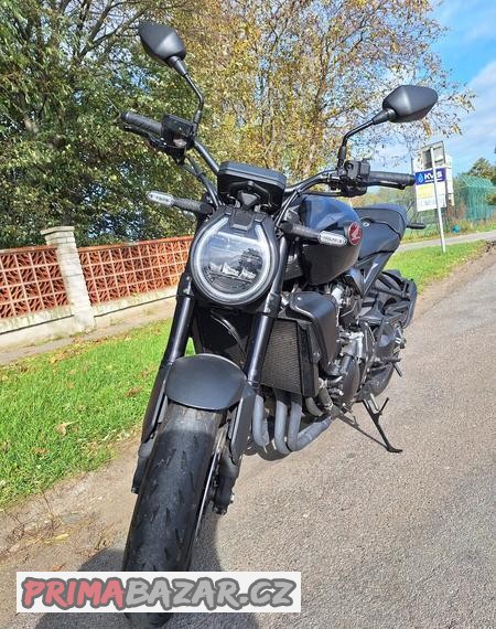 honda-cb1000r-black-edition-r-v-2022