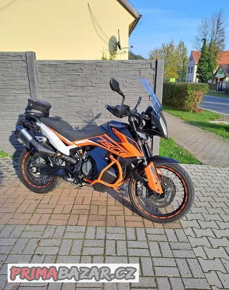 ktm-adventure-790