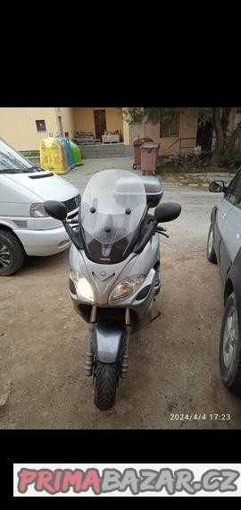 piaggio-x9-500-evolution