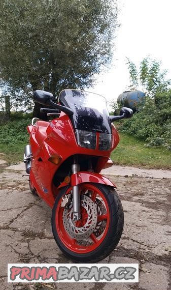 honda-vfr-750-rc-36