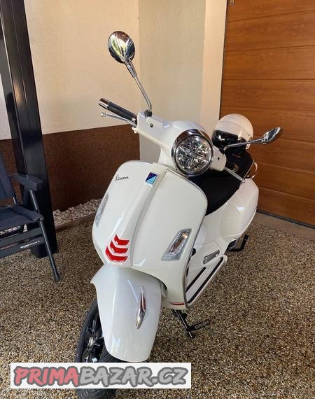 piaggio-vespa-gts-super300