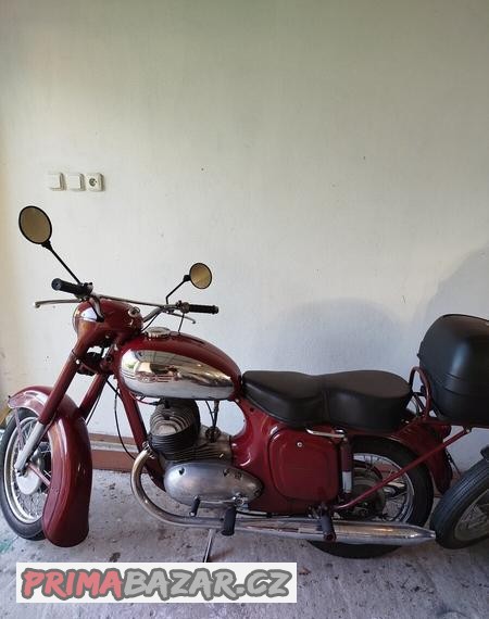 Jawa 350 kyvacka