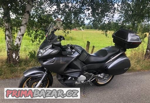 honda-deauville-nt-700