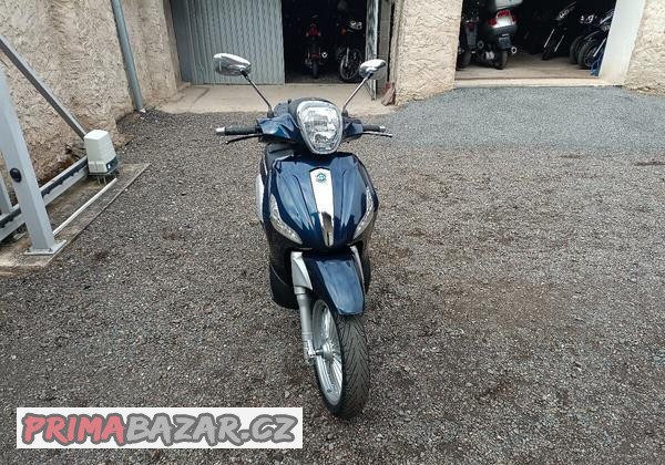 piaggio-beverly-125i-cz-doklady-v-cene