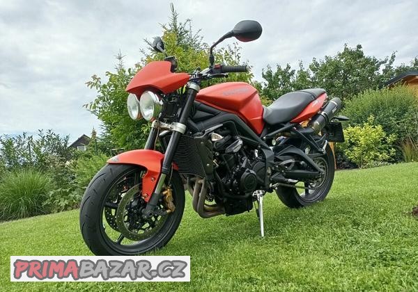 triumph-street-triple-675r-r-v-2010