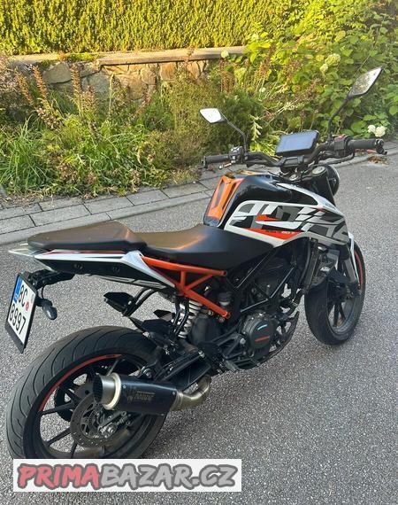 ktm-duke-125-2018