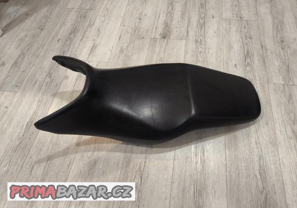 originalni-sedlo-honda-hornet-900