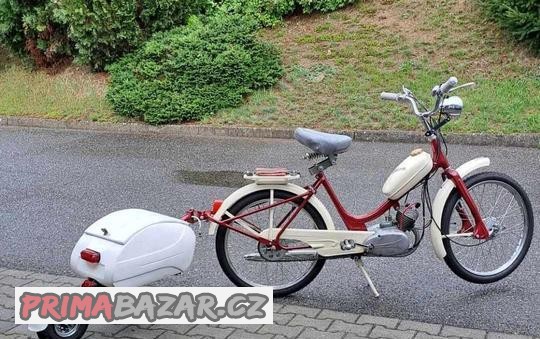 Moped s 11 s vozikem
