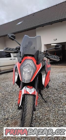 ktm-1290-super-duke-gt