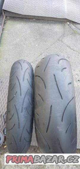 pouzite-moto-pneu-dunlop-sportmax-d214f