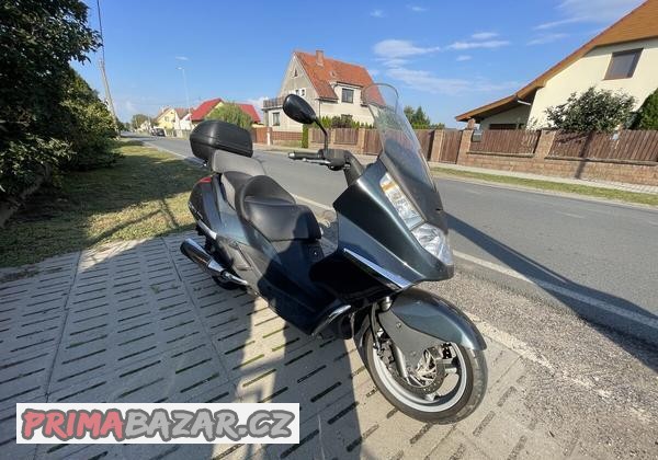 aprilia-atlantic-500