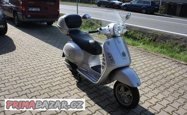 piaggio-vespa-gt-200