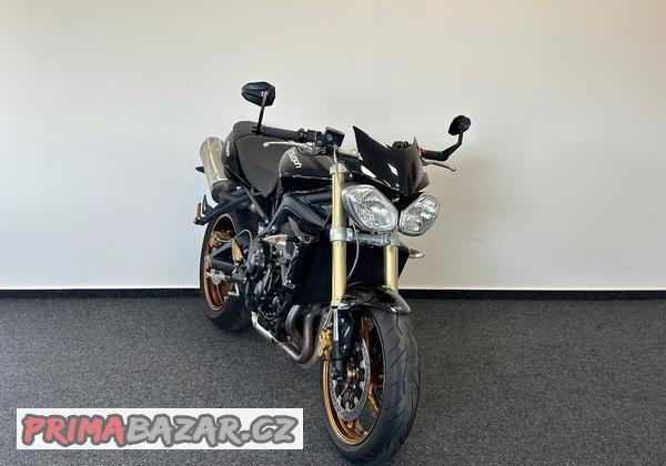 triumph-street-triple-675