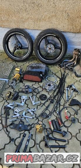 honda-cbr-954rr-rok-2003-dily