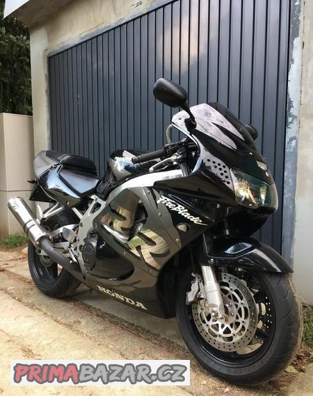 honda-cbr-900rr-fireblade