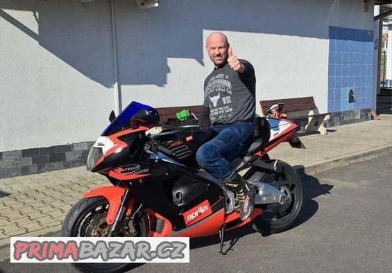 aprilia-rsv1000-mile