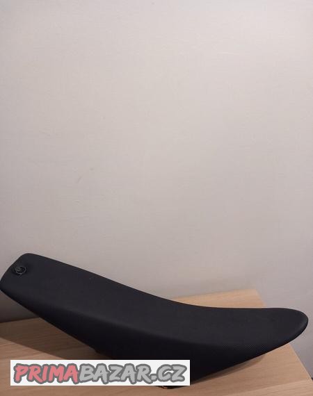 husaberg-sedlo-16015801