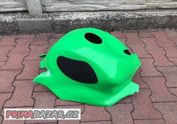 kawasaki-zx6r