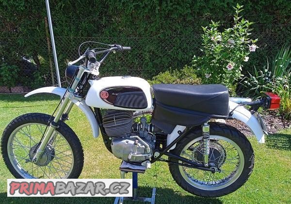 ČZ 250 v rámu 477