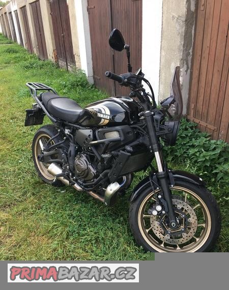 yamaha-xsr-700-2023