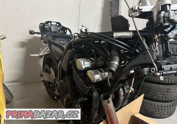 yamaha-fzs-600-rv-98