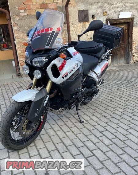 yamaha-xt-1200-z-super-tenere-2012
