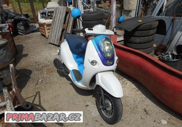 scooter-miu-kentoya-na-nd