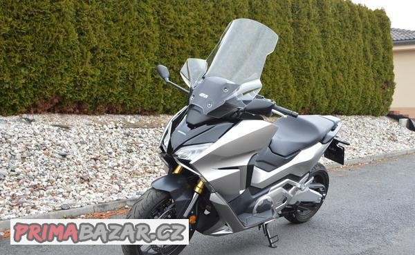 honda-forza-750-vyssi-plexi-givi-najeto-207km