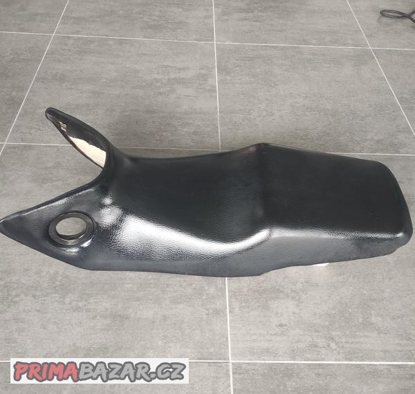 sedadlo-na-honda-cbr-1000f-sc24