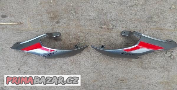 zadni-plast-triumph-street-triple