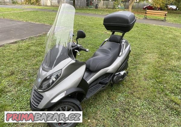 piaggio-mp3-400