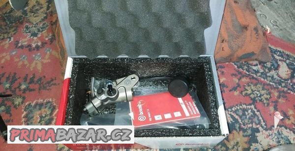 radialni-brzdova-pumpa-16mm-brembo