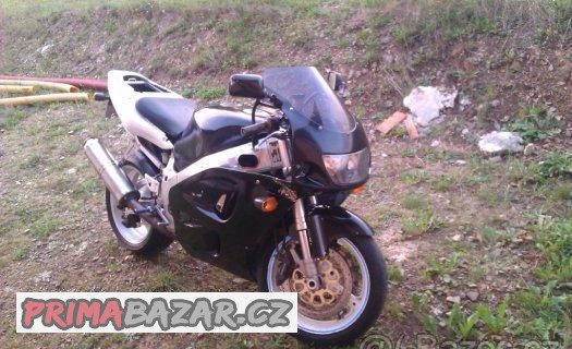 dily-suzuki-gsx-r-750-srad