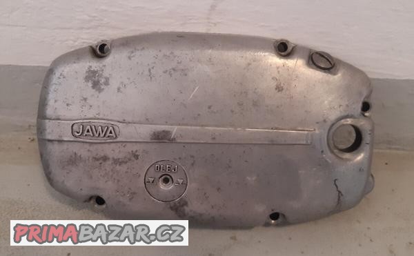 Jawa 634 - levé víko motoru