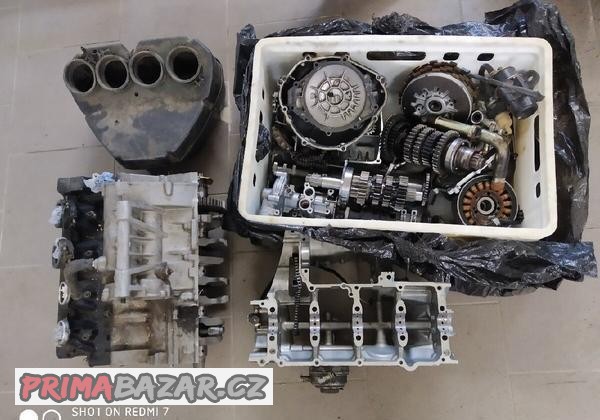 yamaha-yzf-r1-motor