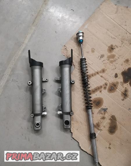 casti-tlumice-yamaha-thuderace-1000