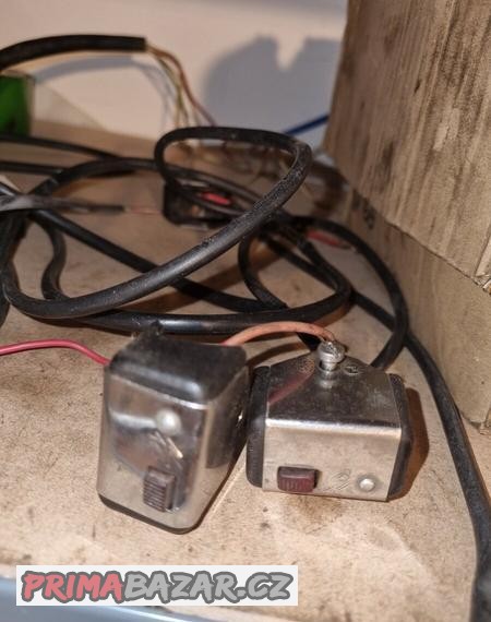 Tlačítko vypnutí motoru babeta 210,zkratovač